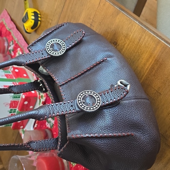 Brighton Rayann shoulder dark brown pebble leather with a heart charm - Picture 15 of 16